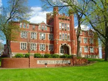 Du học Mỹ tại Trường Đại học Marshall