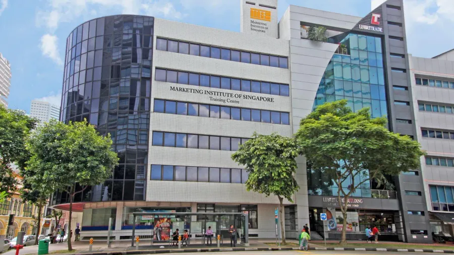 Chương trình hỗ trợ tài chính Học viện Marketing Singapore (MIS)