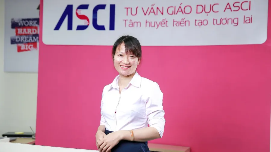 Chị Việt Phương – Chuyên gia tư vấn Du học châu Âu