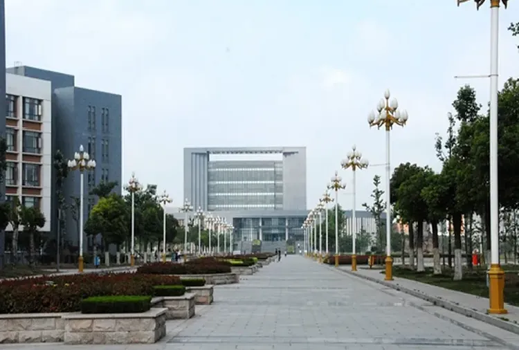 Đại học Sư phạm Diêm Thành (Trung Quốc): Con đường tới chân trời tri thức