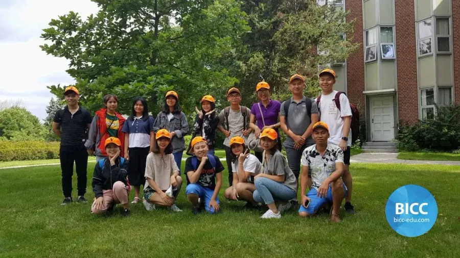 Du học hè Canada 2018: Đón mùa hè năng động tại thành phố Toronto