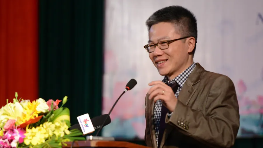 GS Ngô Bảo Châu: Sinh viên Mỹ tiến bộ nhanh vì tự học nhiều
