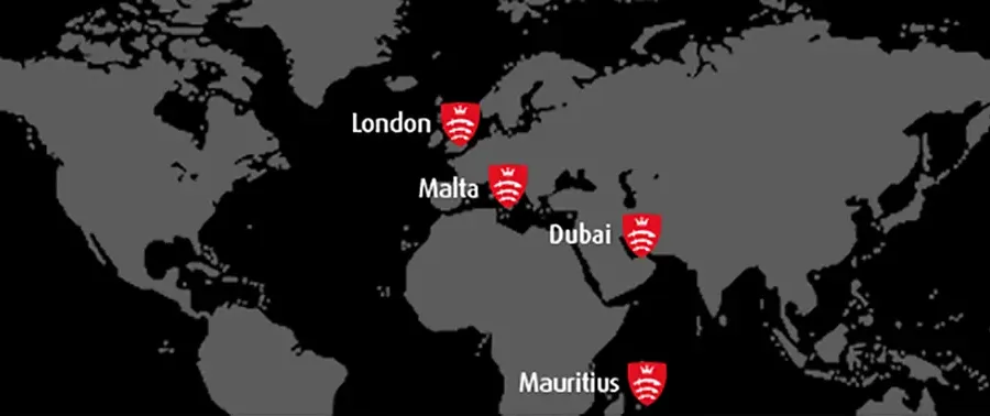 Học tại Malta, lấy bằng của Anh Quốc từ Middlesex University Malta
