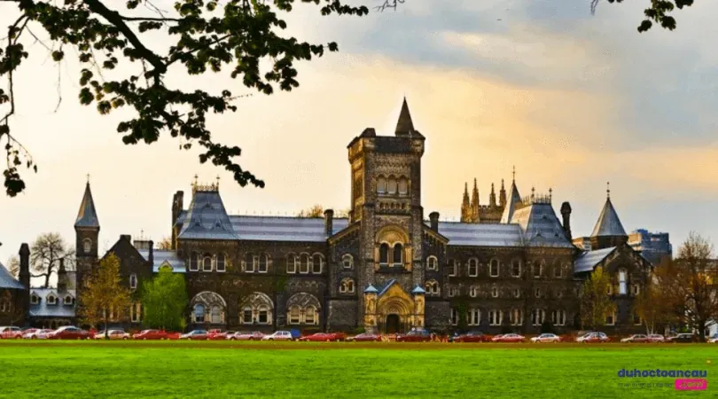 Chương trình du học hè tại trường Đại học Toronto